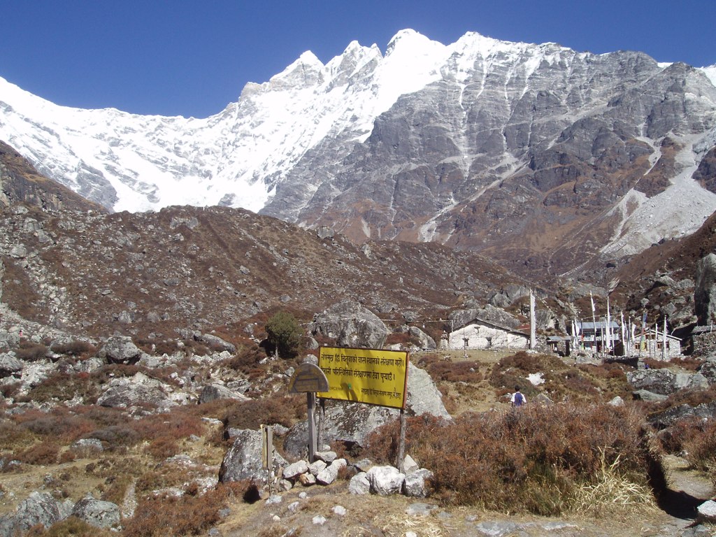 langtang lirung