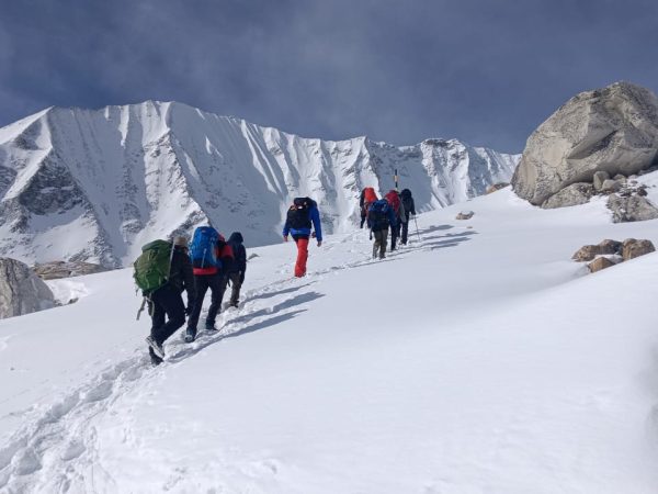 manaslu-snow-trek-himalayan-expedition