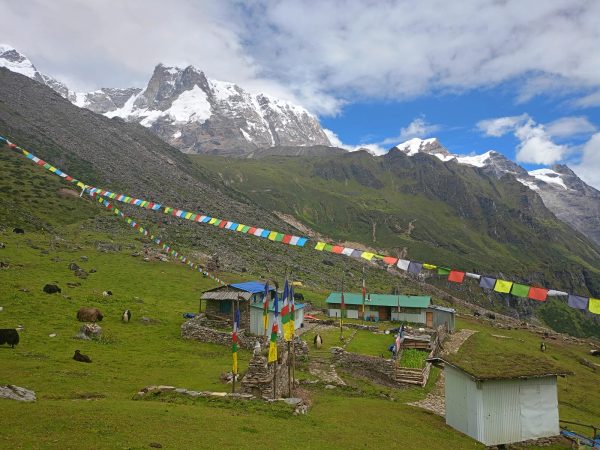 Journey to Makalu Base Camp