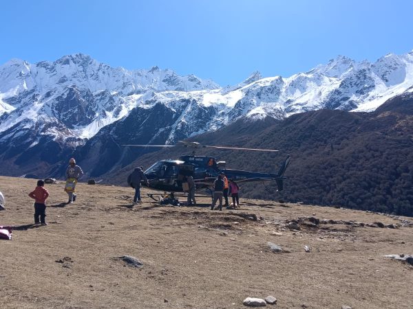 langtang-valley-heli-tour-scenic-mountains