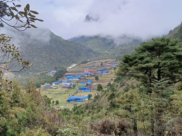 way to Kanchenjunga North Base Camp Trek